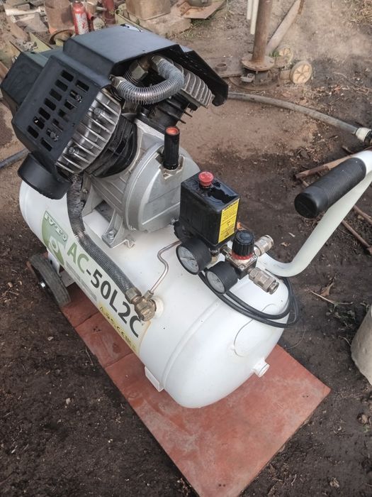 Продам компрессор