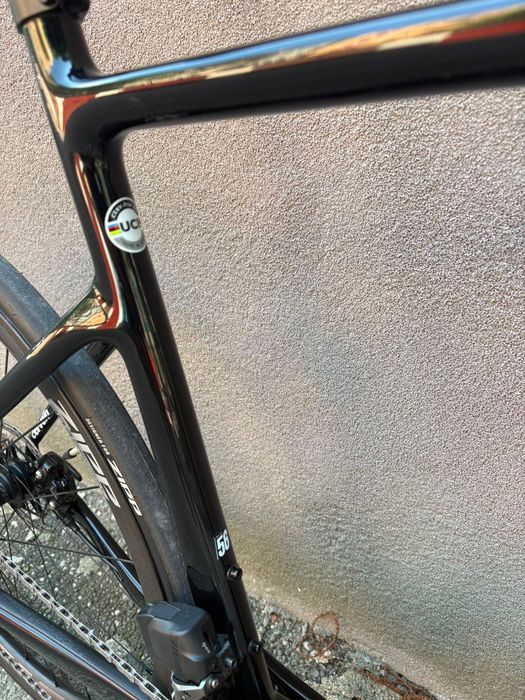 Cursieră Full Carbon Cervelo Caledonia SRAM AXS 12 Viteze