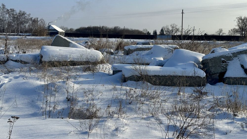 Продам блоки в количестве 40 ш размер 6