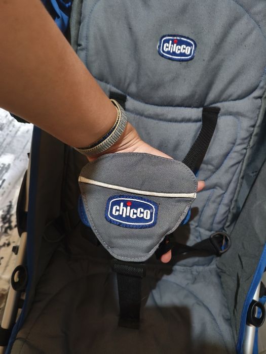 Коляска chicco  б\у