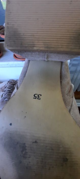 Ciocate din  piele întoarsă bej