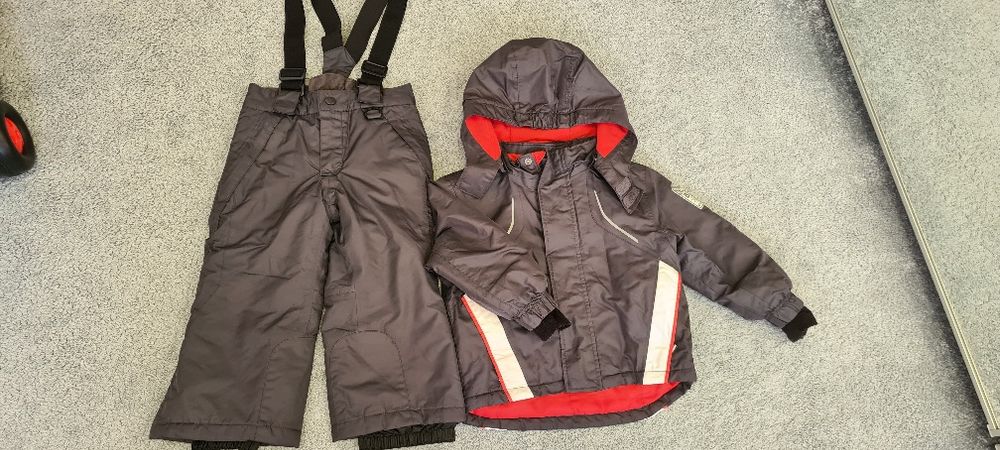 Costum ski/zapada marimea 86/92 1,5-2 ani