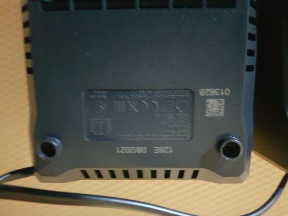 Incarcator Bosch Gal18v-40