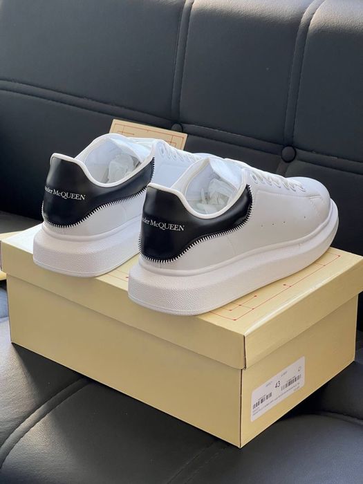 Adidasi Alexander Mcqueen noi