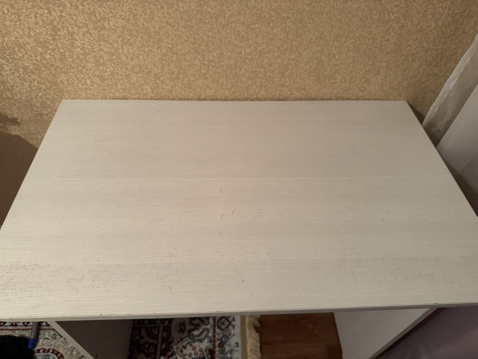 Продам школьный стол