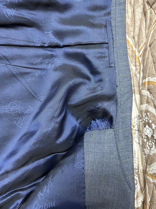 Костюм от brioni