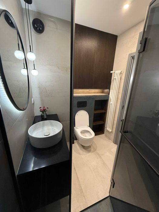 Дава се под наем Двустаен апартамент в София, Изток - 80 кв.м за 1196.97 € - Снимка #11