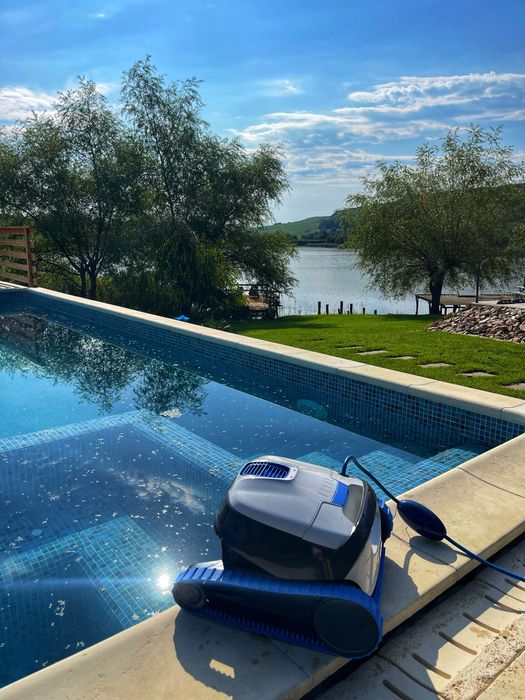 Închiriez piscină pe timpul zilei, view spectaculos la lacul Geaca/ Cluj