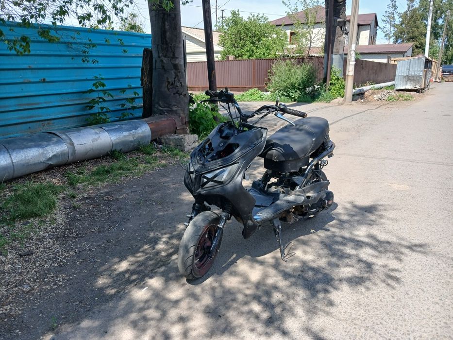 Продам м8 скутер