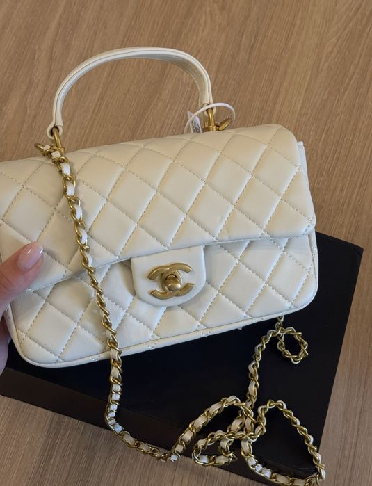 Чисто нови Чанти Chanel