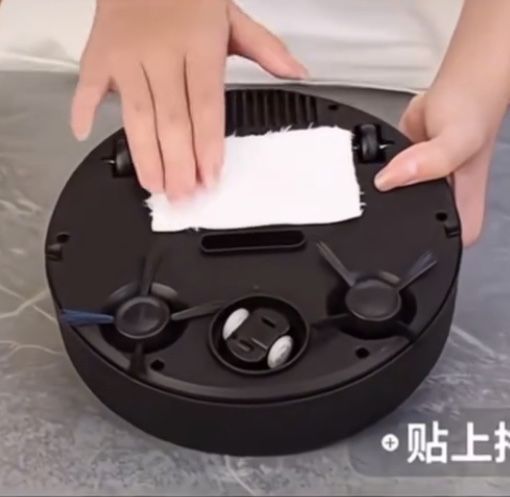 Робот минипылесос моющий.