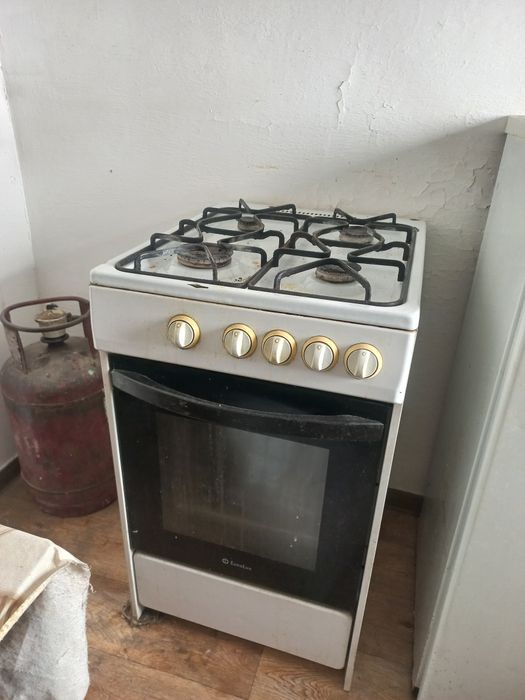 Газ балаң,стол стулья