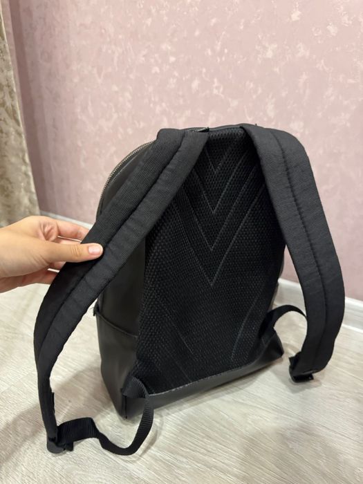 Рюкзаки школьные