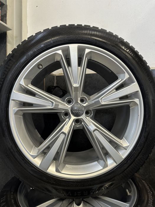 Jante 21 ORIGINALE Audi Q8 SQ8 Iarna 285/45/21 Q7 Touareg
