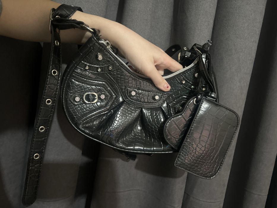 Сумка черная с зеркальцем