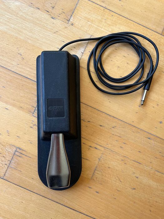 Yamaha FC4A Sustain Pedal for Digital Pianos/Keyboards