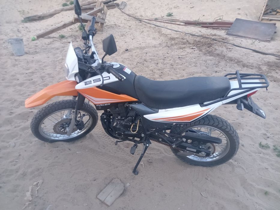 Продам мотоцикл рейсер