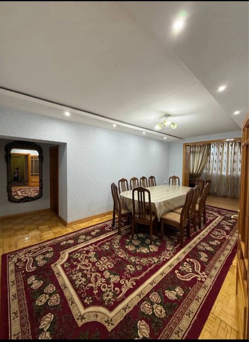 Srochno sdayotsya 4x komnatnaya kvartira or: Uzbekistanskaya