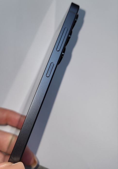 Продам Samsung galaxy S25