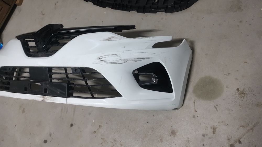 Bara fata, scut bara fata clio 5