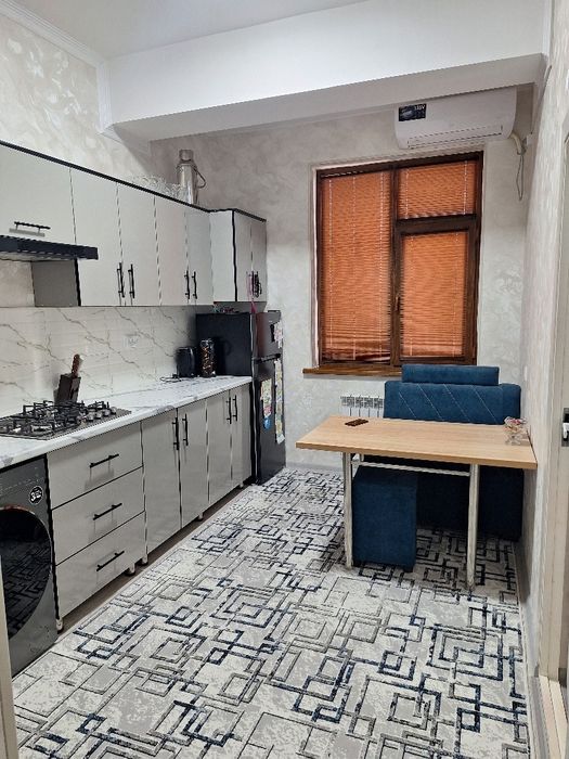 Квартира сотилади 1хона 2хона килинган