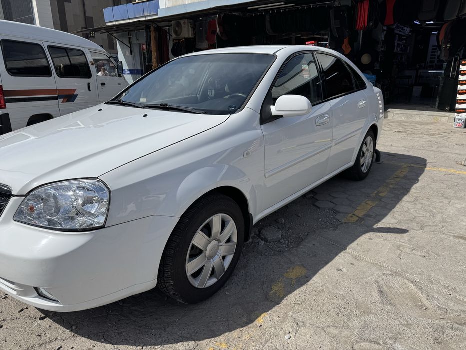 Chevrolet Lacetti / Gentra 2010 — 3