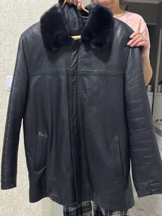 Мужская зимняя дубленка