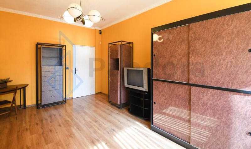 Дава се под наем Четиристаен апартамент в София, Център - 135 кв.м за 750 € - Снимка #7