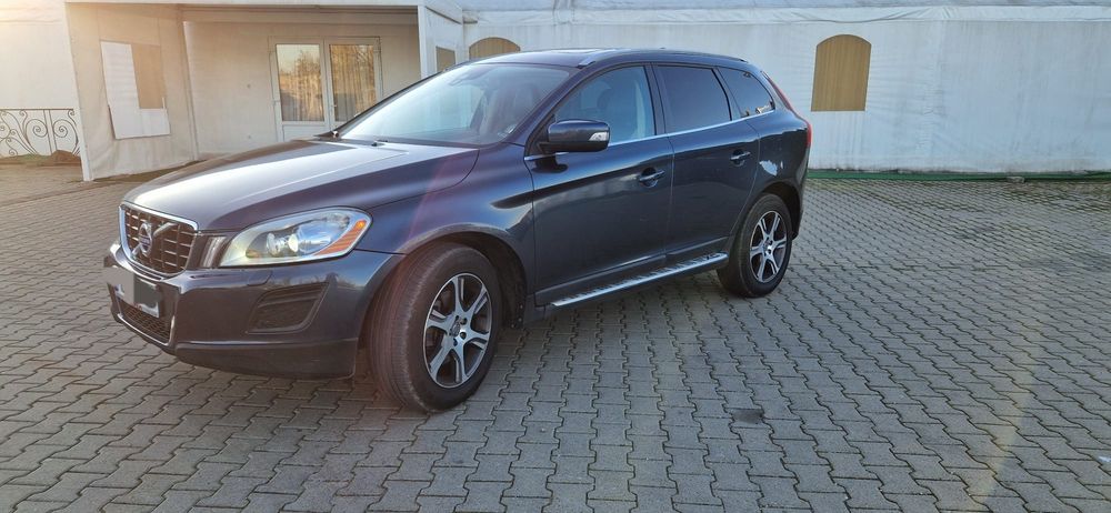 VOLVO Unknown Model 2011 — imagine 2