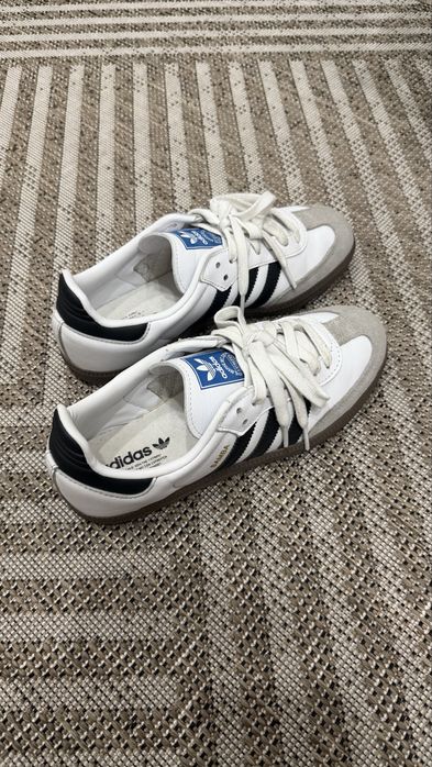 Срочно продам Adidas samba