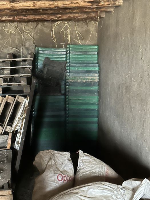 Продам пластиковая тара (ящики)