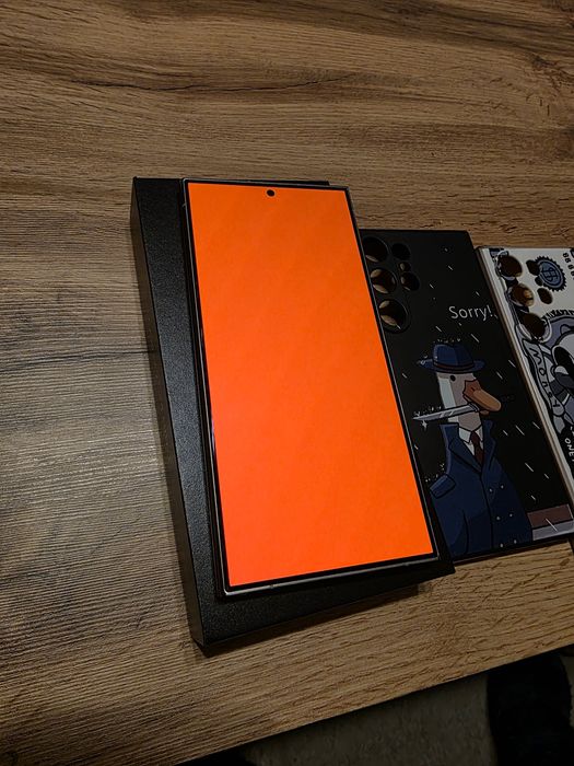 Samsung Galaxy S24 Ultra; 512 GB памет; 12 RAM;  SNAPDRAGON;