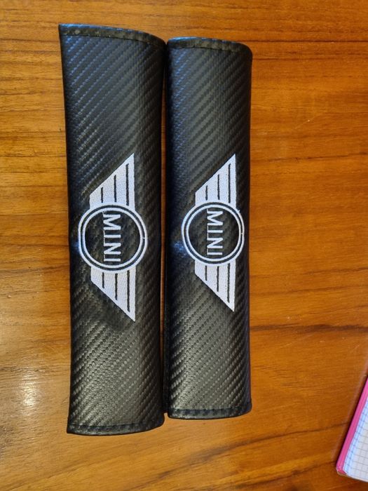 Accesorii Mini Cooper suport telefon și protecții centuri de siguranță