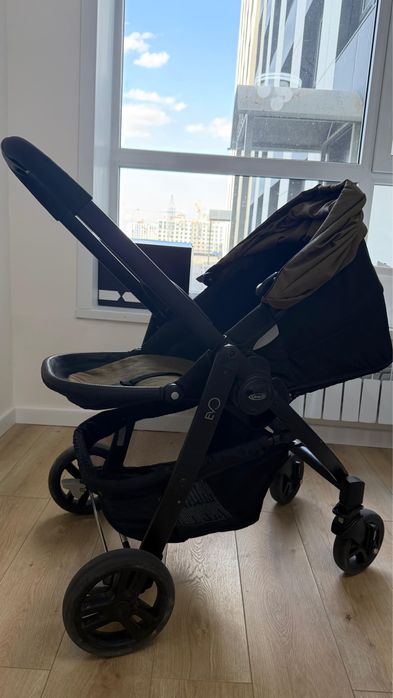 Коляска детская прогулочная Graco EvO (США)