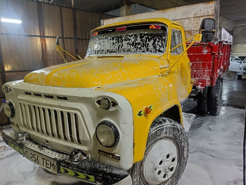 В продаже Газ 53 самосвал.