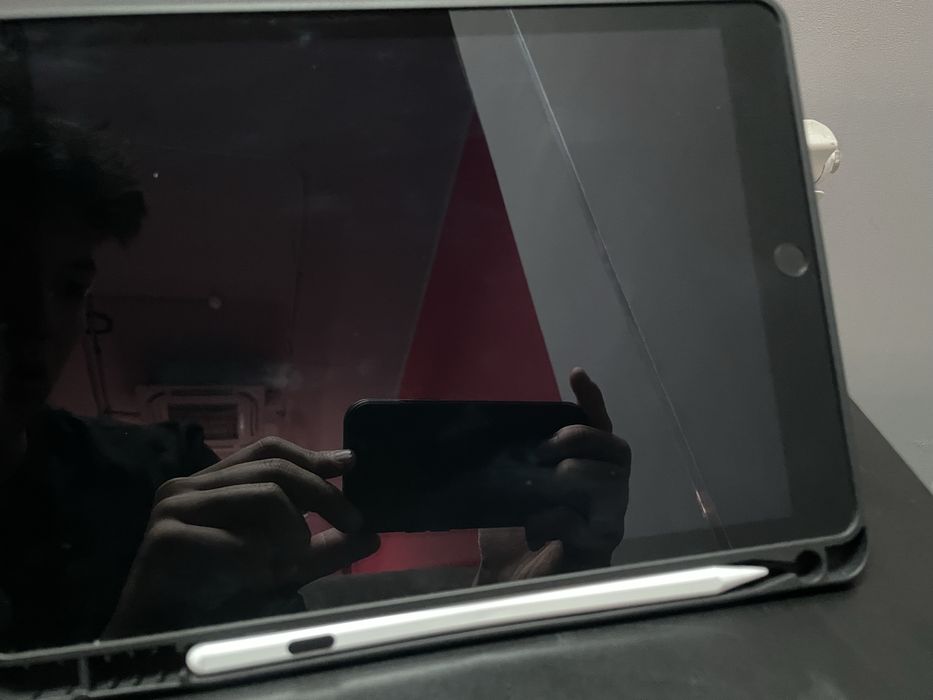 Продам ipad 9 (2021)