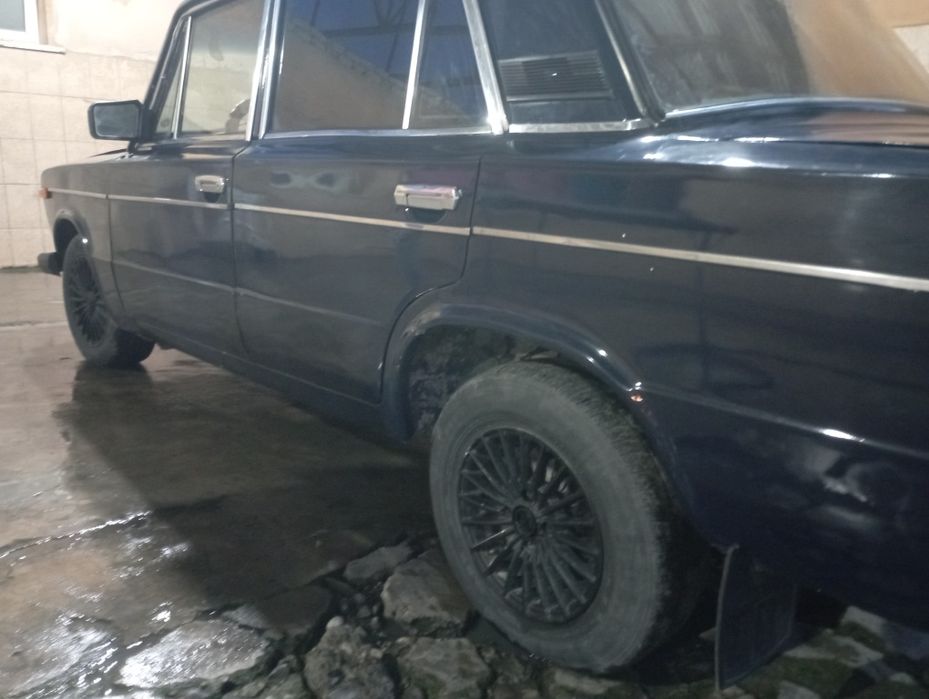 Jiguli 2106 . Sotiladi