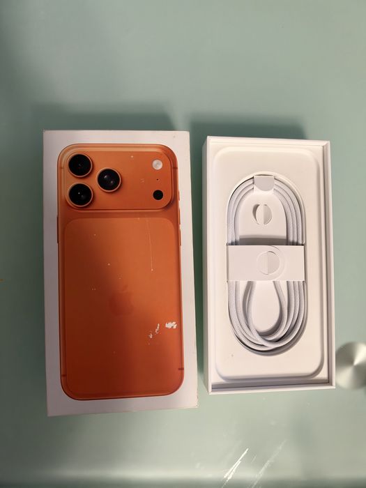 Iphone 17 pro max 512 gb cosmic orange в идеальном состоянии