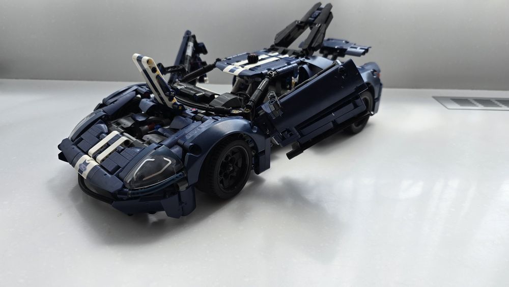 Лего техник Ford GT