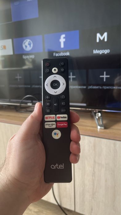 Продам smart tv телевизор