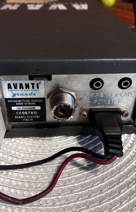 Statie Radio Avanti Grande AM-FM-SSB-CW-PA Turbo Digital Echo 45W