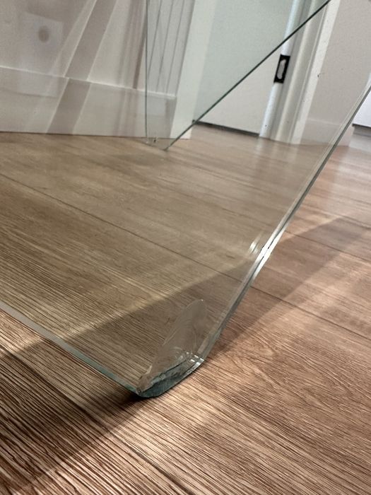 Столик журнальный стеклянный