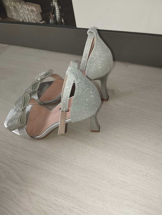 Официални сандали