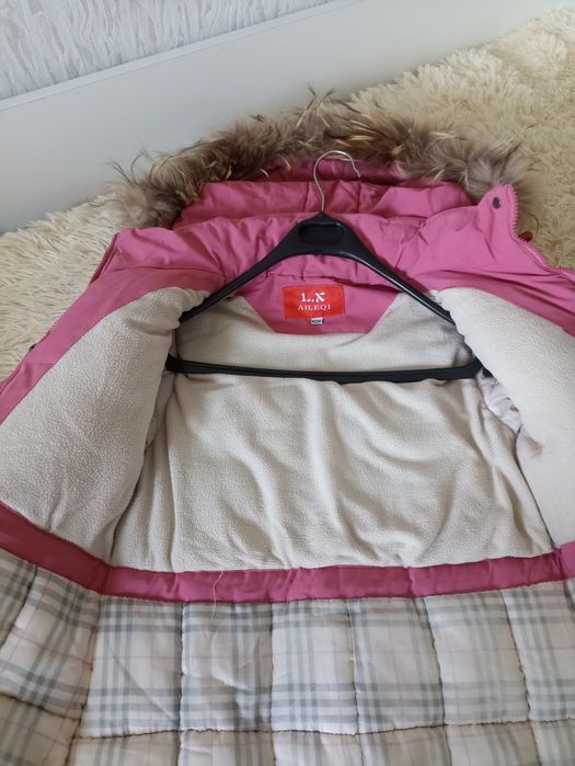 Детская куртка в отличном состоянии