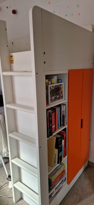 Pat supraetajat IKEA cu birou si dulap pentru camera tineret, SMÅSTAD