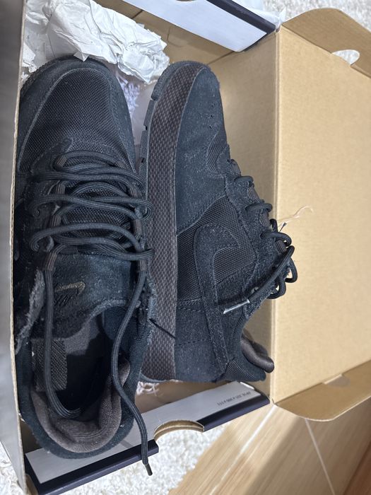 Продам Кроссовки