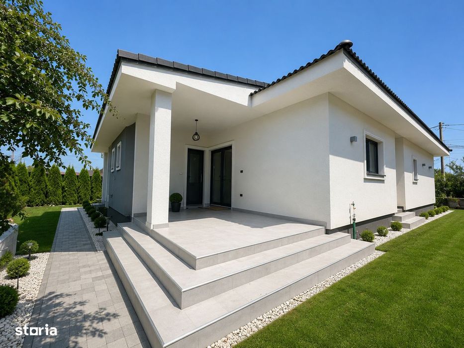 Duplex modern pe parter in Albina – 3 camere, 2 bai si teren generos
