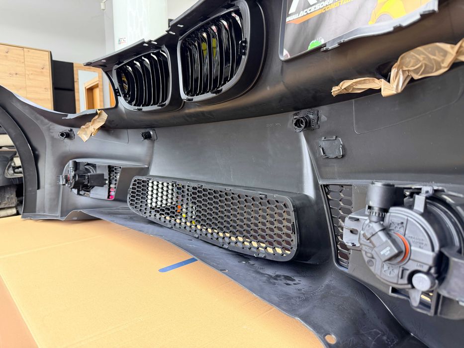 Bara Fata BMW Seria 1 E81 E82 E87 E88 (2004-2011) M-Technik M-Tech Design