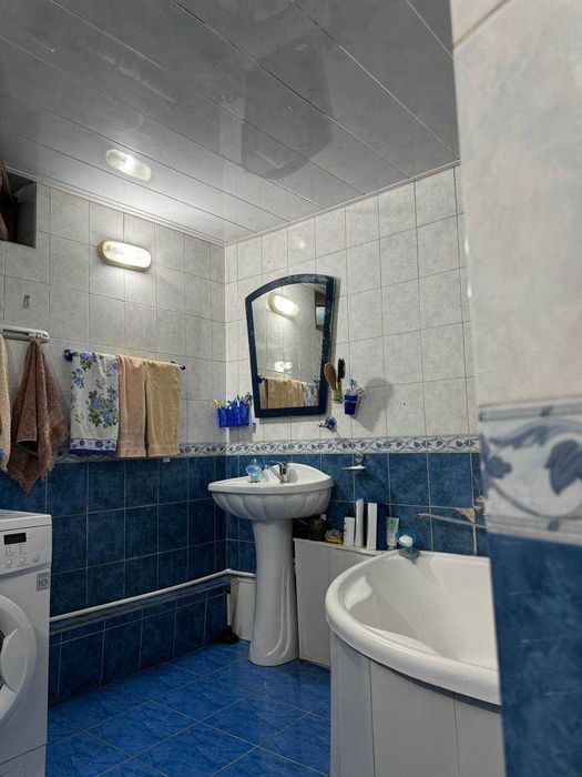 Яшнабод туманида 5,5 сотих ховли сотилади