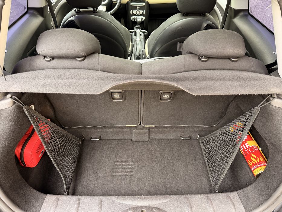MINI Cooper 1.6 Benzina (120 CP) | Trapă Panoramică • Xenon • Istoric Service